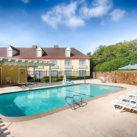 Red Lion Inn & Suites Auburn Kültér fotó