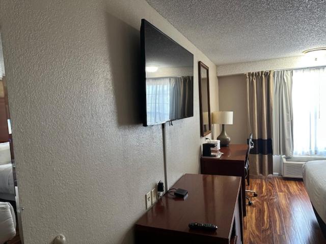 Red Lion Inn & Suites Auburn Kültér fotó
